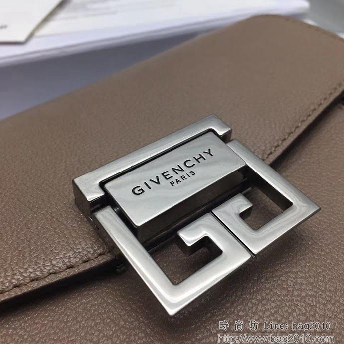 GlVENCHY紀梵希 法國代購級別 Givenchy Bag 巴黎走秀新款 中號 鏈條手提 斜挎包  tsg1250
